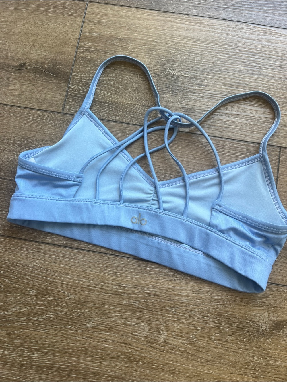 Alo Airlift Define Light Blue Strappy Sports Bra - Picture 2 of 3